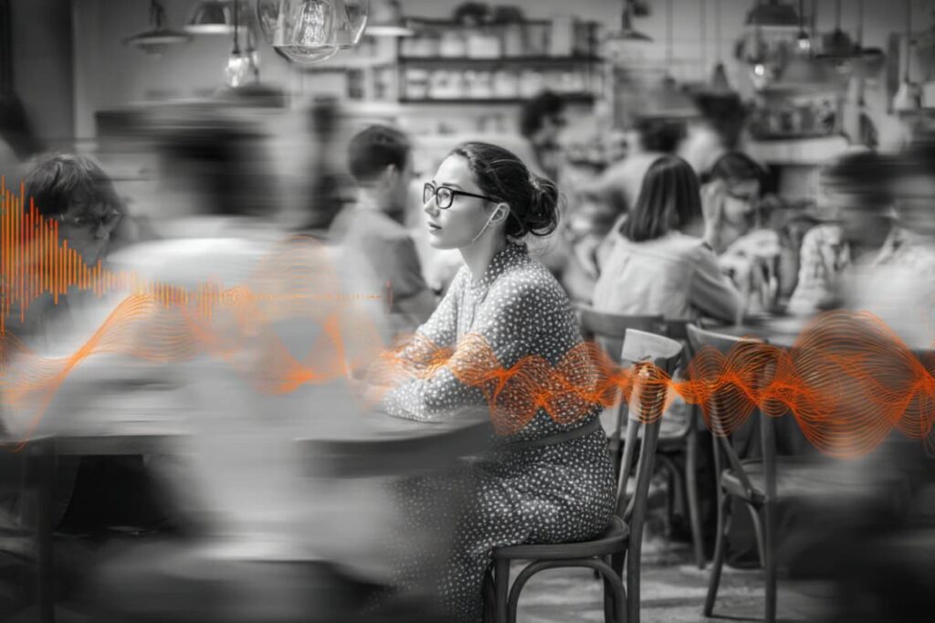 Hearing Trouble in Crowds Linked to IQ, Not Ears